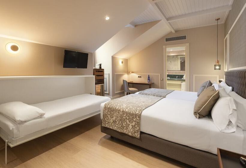 Номер Стандарт Трехместный, Catalonia Las Cortes