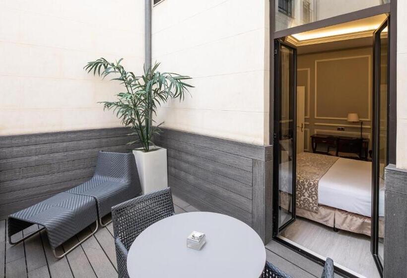 Номер Стандарт с Террасой, Catalonia Las Cortes