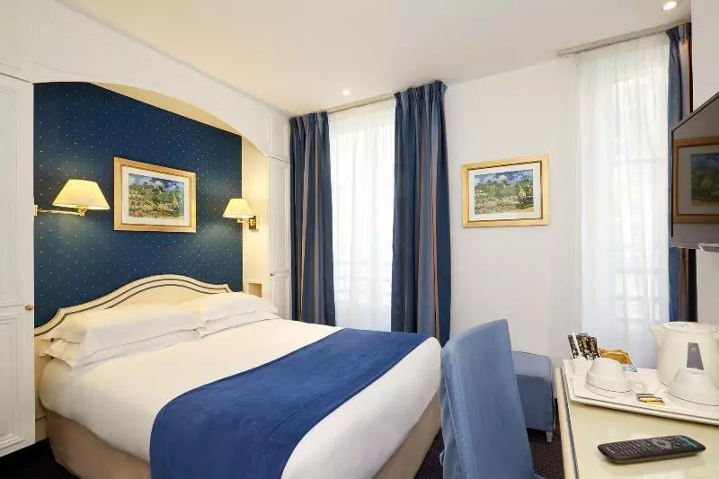 اتاق استاندارد با چشمانداز دریا, Charmillion Sea Life Resort