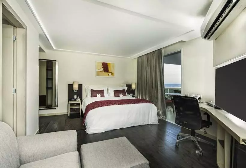 デラックスルーム, Comfort Suites Macaé