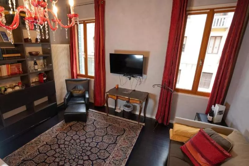 スイート, Comfort Suites Macaé