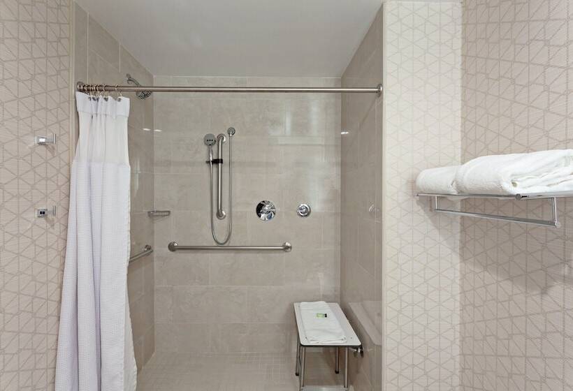 ２ダブルベッドのスタンダードルーム, Crowne Plaza Silicon Valley North   Union City, An Ihg