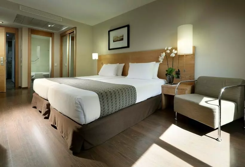 スーペリアールーム, Eurostars Lucentum
