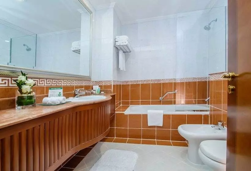 اتاق خانوادگی, Grand Excelsior Hotel   Bur Dubai