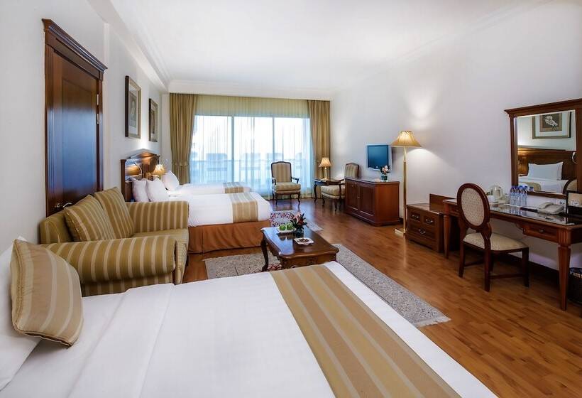 家庭间, Grand Excelsior Hotel   Bur Dubai