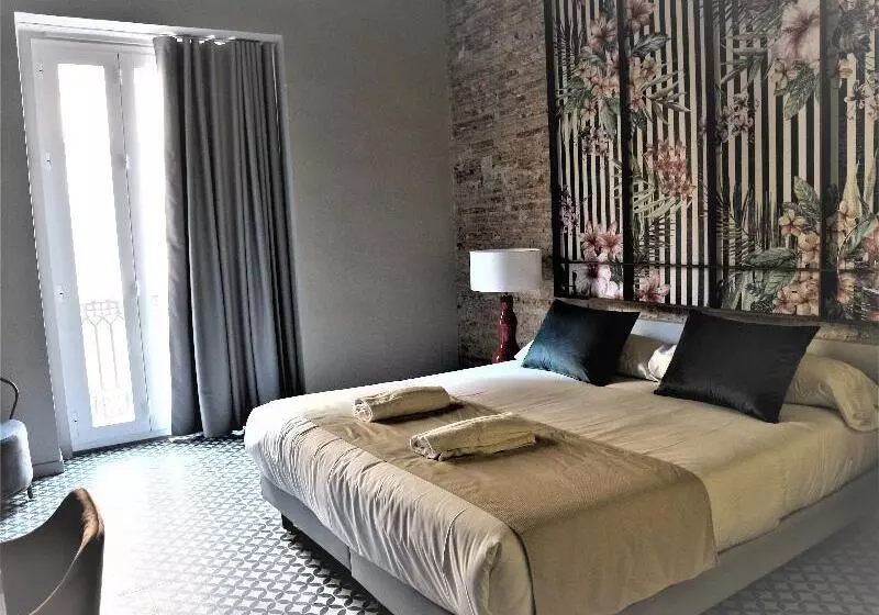 اتاق استاندارد با تخت بزرگ برای معلولان, Holiday Inn Express Hotel & Suites Hesperia By Ihg