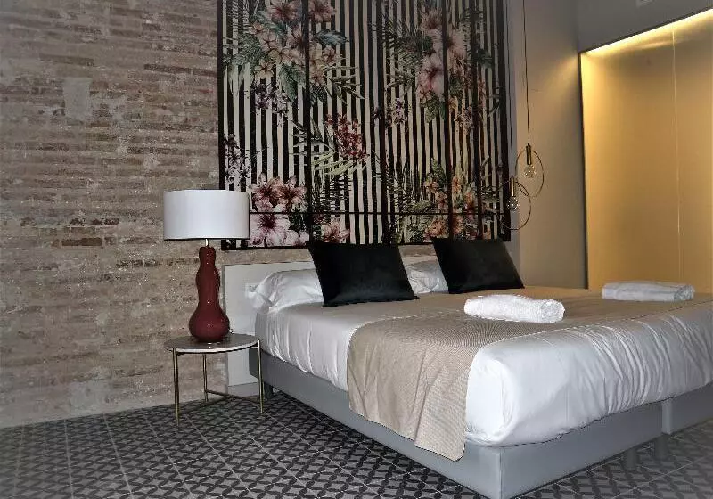 اتاق استاندارد با تخت بزرگ برای معلولان, Holiday Inn Express Hotel & Suites Hesperia By Ihg