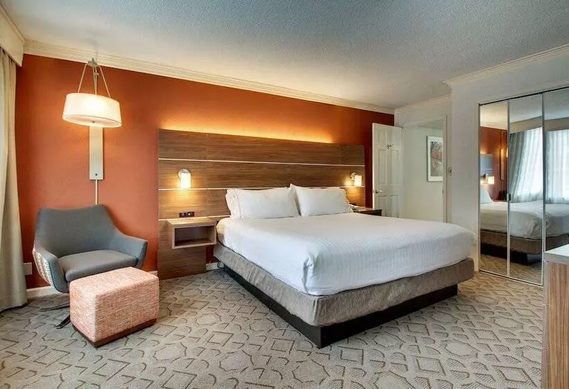 اتاق استاندارد برای معلولان, Holiday Inn Express Poughkeepsie, An Ihg