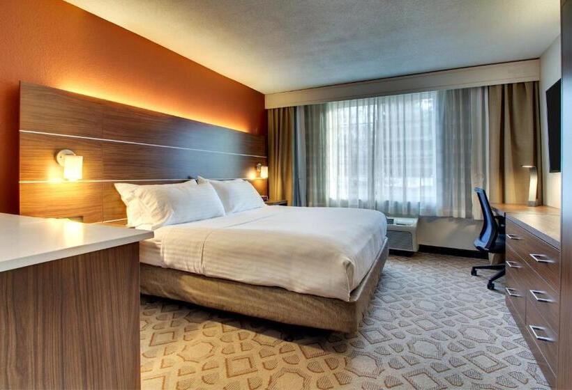 Люкс Кровать Кинг, Holiday Inn Express Poughkeepsie, An Ihg