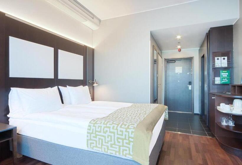 Номер Стандарт Адаптированный для Инвалидов, Holiday Inn Helsinki West   Ruoholahti, An Ihg