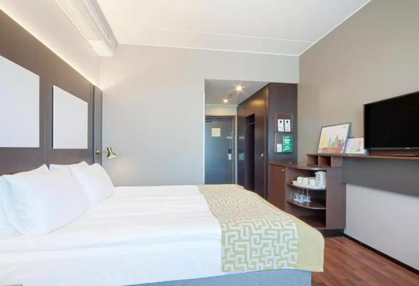اتاق استاندارد با تخت دوبل, Holiday Inn Helsinki West   Ruoholahti, An Ihg