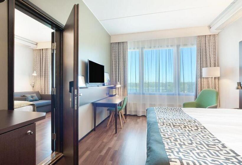 Номер Стандарт Двуспальная Кровать, Holiday Inn Helsinki West   Ruoholahti, An Ihg