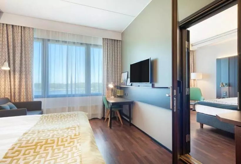 اتاق استاندارد با تخت دوبل, Holiday Inn Helsinki West   Ruoholahti, An Ihg