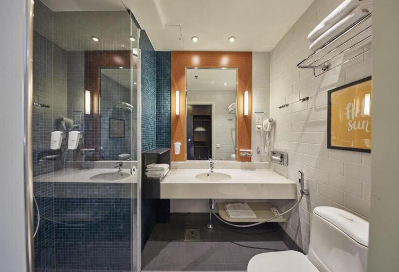 Standardzimmer, Holiday Inn Helsinki West   Ruoholahti, An Ihg