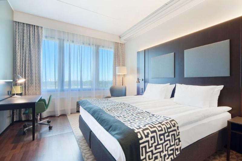 Standardzimmer Kingsize Bett, Holiday Inn Helsinki West   Ruoholahti, An Ihg