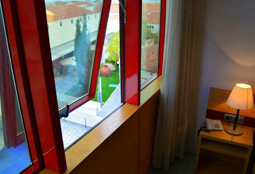 חדר סטנדרט, Mirador De Llerena