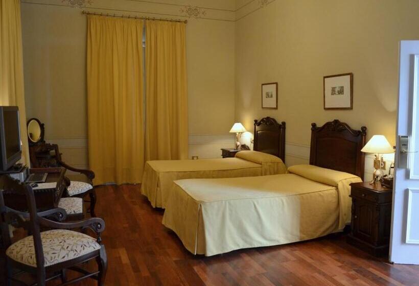 חדר סופריור, Mirador De Llerena