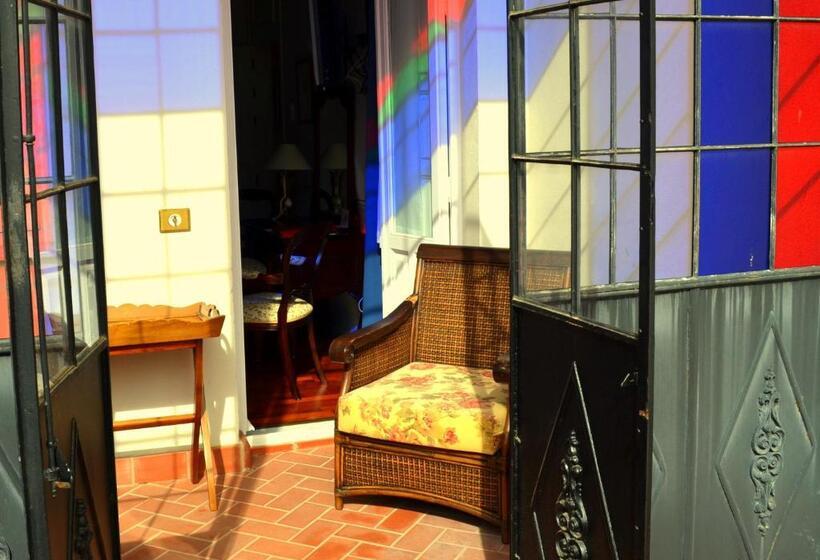 סוויטה עם טרסה, Mirador De Llerena