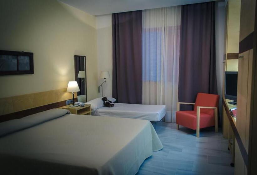 חדר סטנדרט, Mirador De Llerena