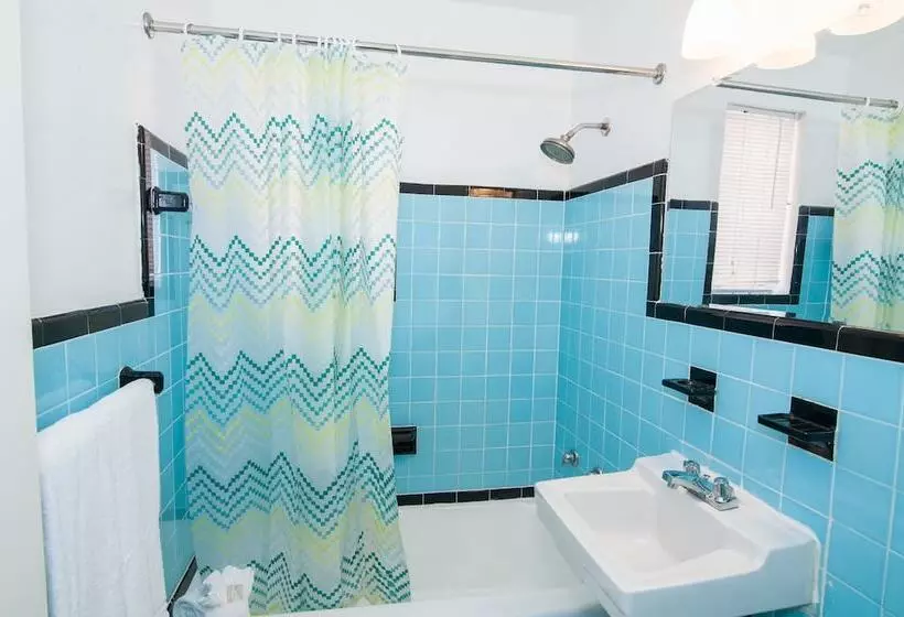 اتاق لوکس, Island House South Beach