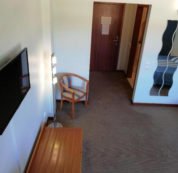 Номер Стандарт, La Fontaine