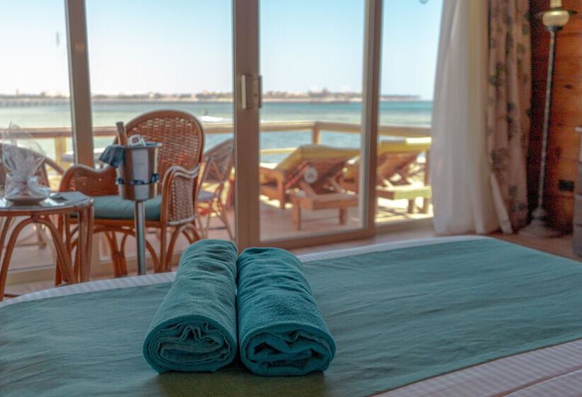 بانگلوی استاندارد, JAZ Royal Palmariva