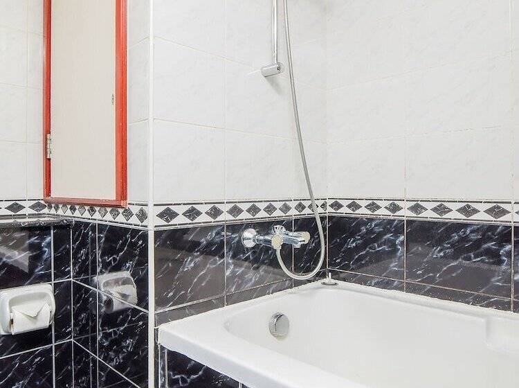 豪华房间, Landmark Summit