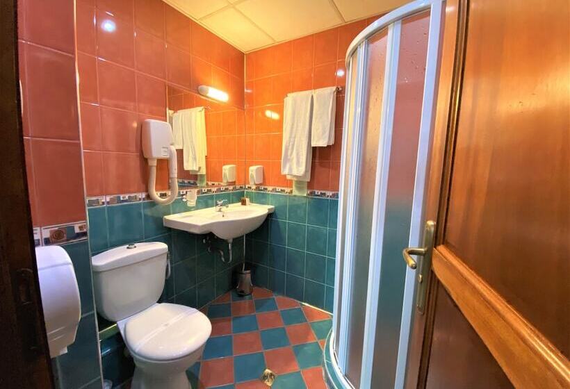 高级大房间, Light