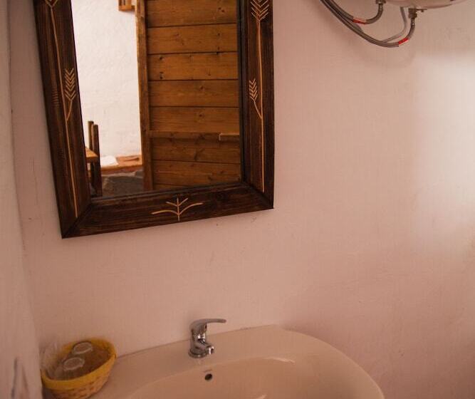 スタンダードルーム, Cuevas Abuelo Ventura