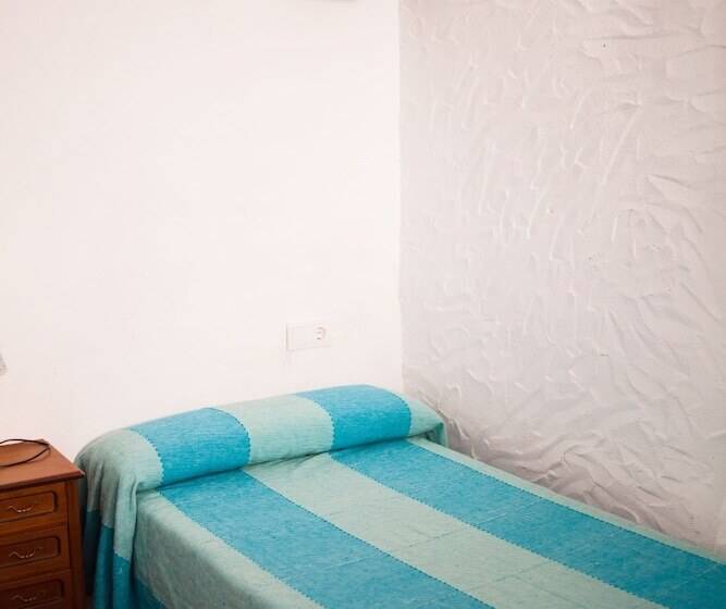 スタンダードルーム, Cuevas Abuelo Ventura