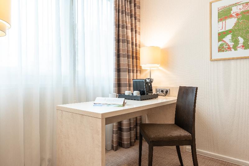 Номер Стандарт Трехместный, Select Hotel Mainz