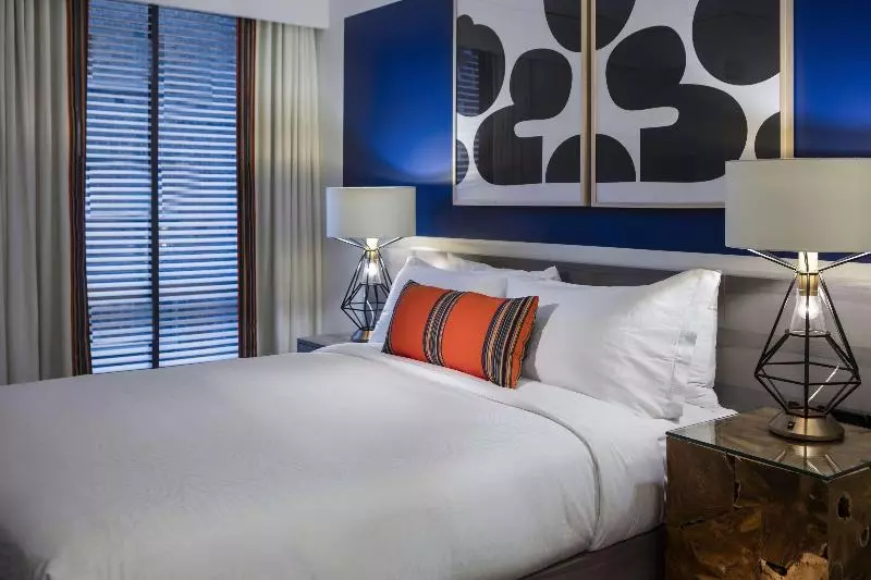 اتاق لوکس, The Royal Sonesta Washington Dc Dupont Circle