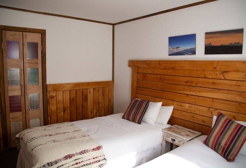 חדר בסיסי, Weskar Lodge