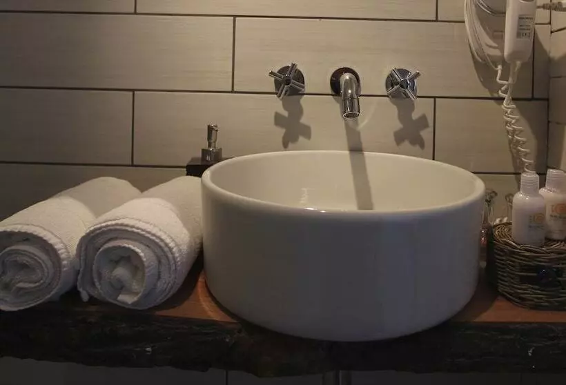 オーシャンビュースーペリアールーム, Weskar Lodge