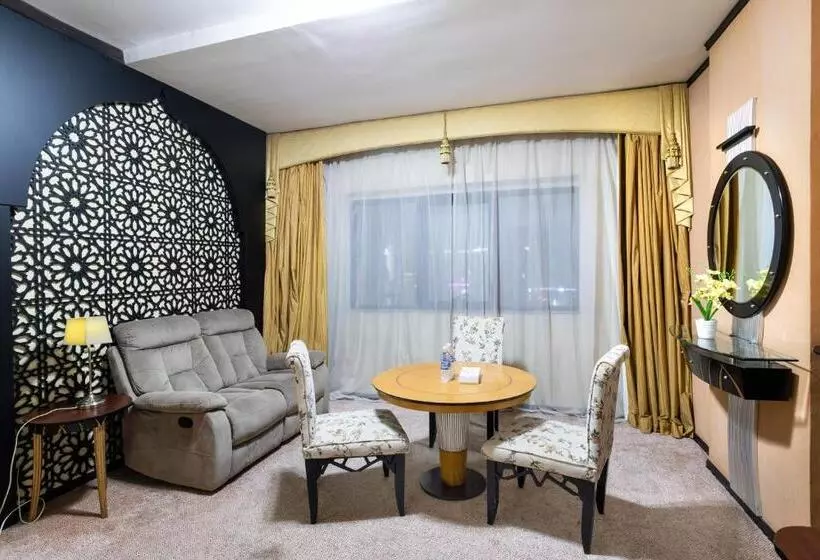 سوییت اجرایی, The Park Hotel Formerly Al Jawhara Gardens