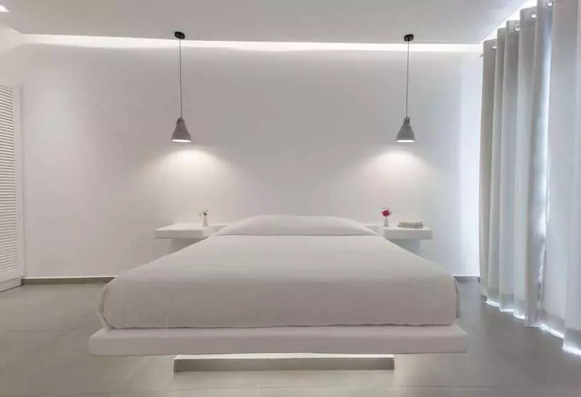 سوییت با چشم‌انداز باغ, Aeolos Resort