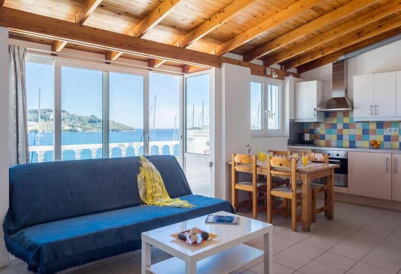 침실 1개 바다 전망 아파트, Akti