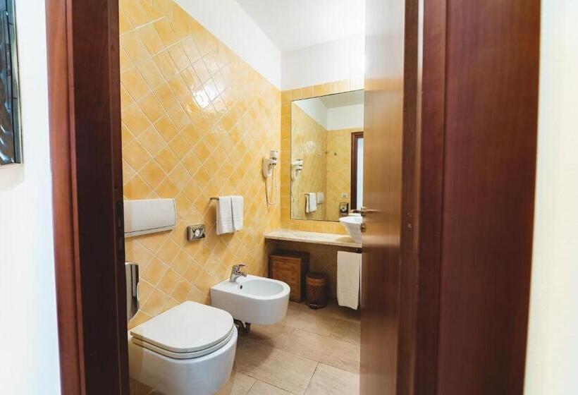 Prestige Room Sea View, Alberi del Paradiso