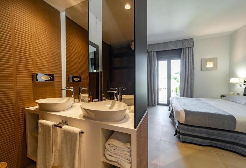 带海景的豪华间, Alberi del Paradiso