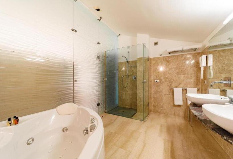 套房, Alberi del Paradiso