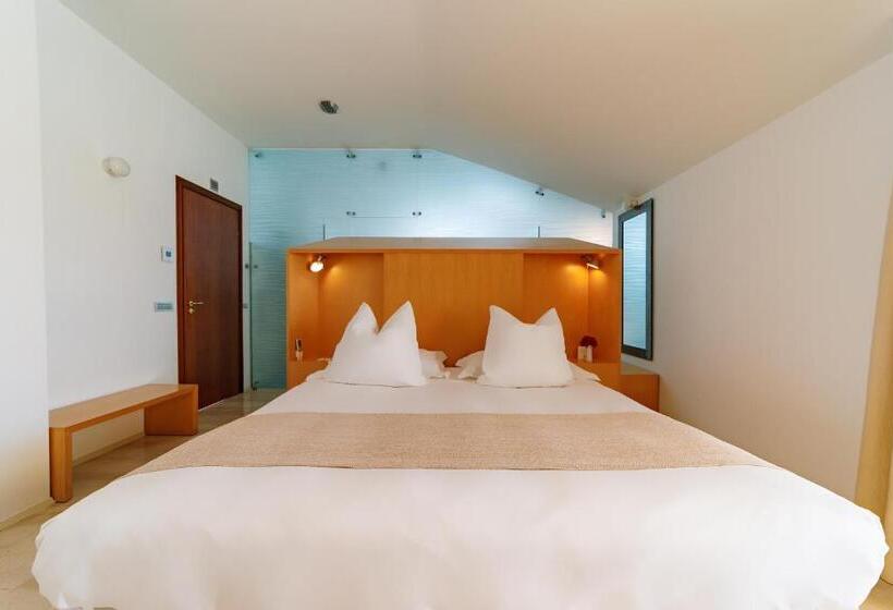 套房, Alberi del Paradiso