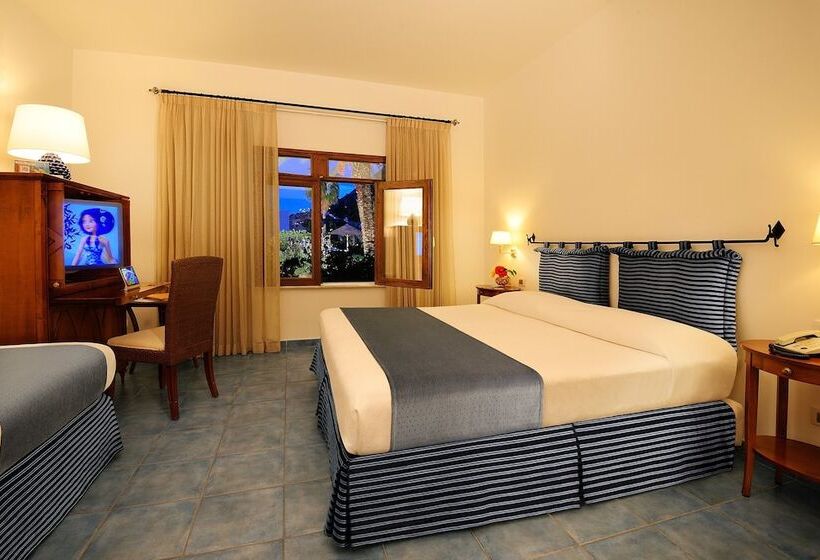 三人经典房间, Alberi del Paradiso