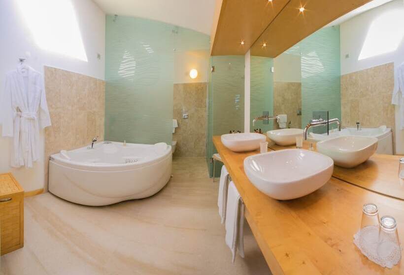 行政套房, Alberi del Paradiso