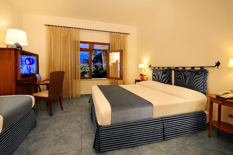 三人经典房间, Alberi del Paradiso