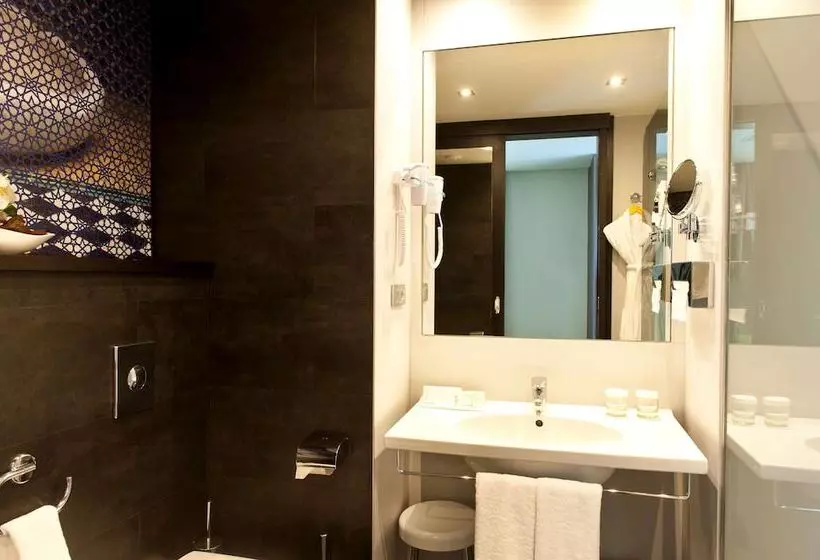 سوییت جونیور, Barceló Casablanca
