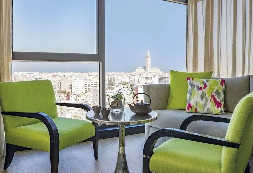 سوییت جونیور, Barceló Casablanca