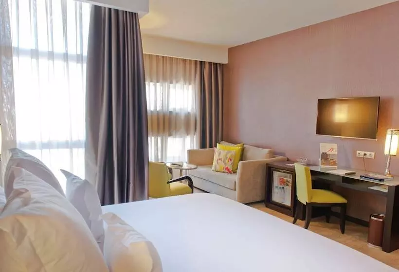 سوییت جونیور, Barceló Casablanca