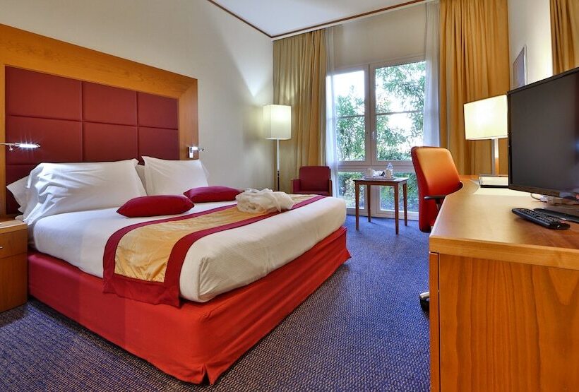 Номер Стандарт, Crowne Plaza Venice East, An Ihg