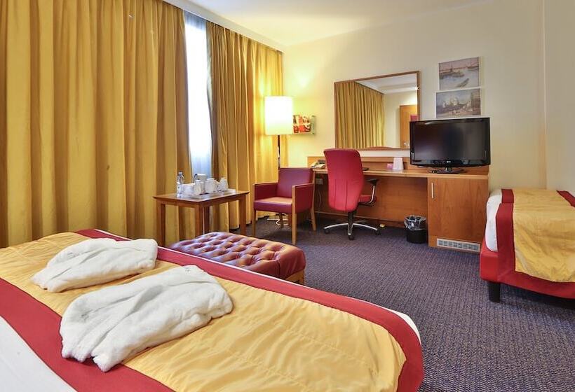 Номер Стандарт, Crowne Plaza Venice East, An Ihg