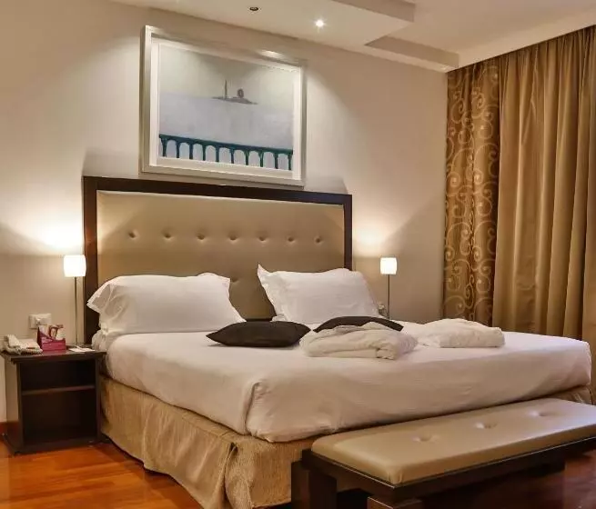 スイート（家族用）, Crowne Plaza Venice East, An Ihg